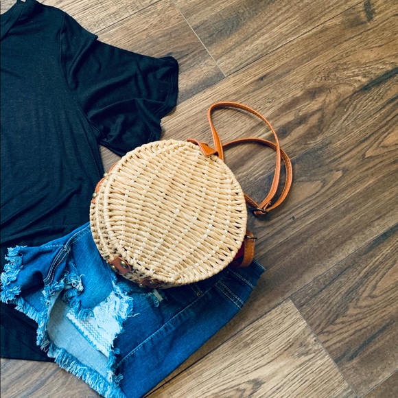 ✨LAST ONE✨PARIS✨Chic round cross body bag - Picture 3 of 8